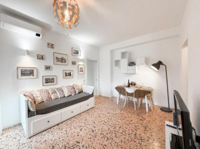 100m from SAN SIRO, Derby Two-Room Apartment